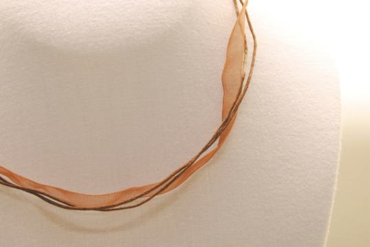 Halsband aus Organza - braun ca. 45cm