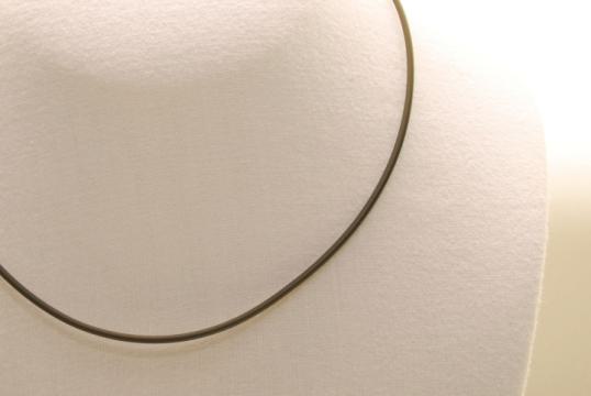 Kautschuk Schmuck Halsband 2,9mm/40cm