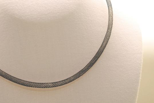Nylon Netz Halsband in schwarz ca. 45cm