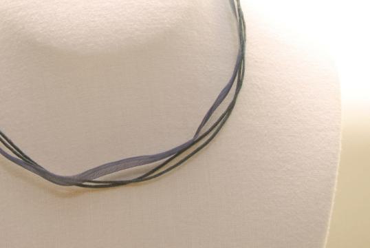 Organza Halsband, Halskette in dunkelblau ca. 45cm